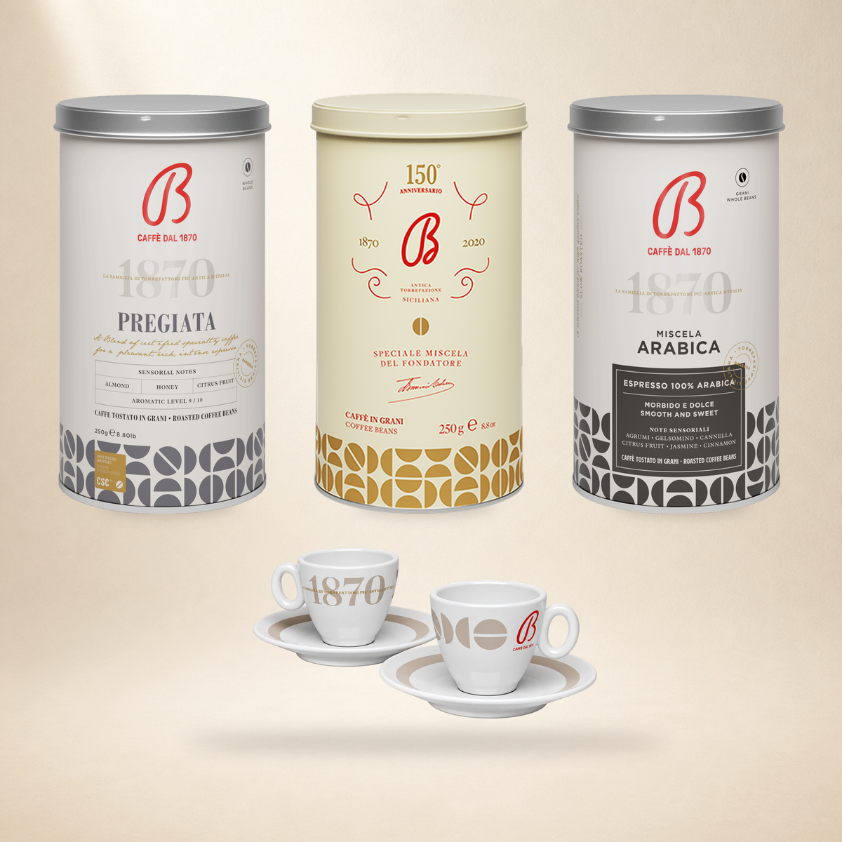 B Caffè Kaffee-Set Piccolo mit drei 250-g-Kaffeedosen sowie einer Espressotasse von vorne und einer von hinten